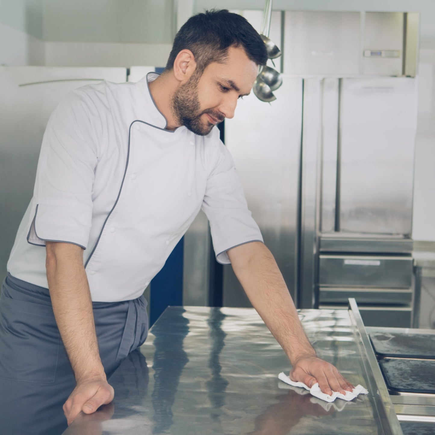 Sani-Cloth Surface Disinfectant Wipes, Individual Packets, 11.75 x 11.5 in, 50 Wipes, 1 Pack